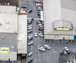 HAKA von oben Parkplatz